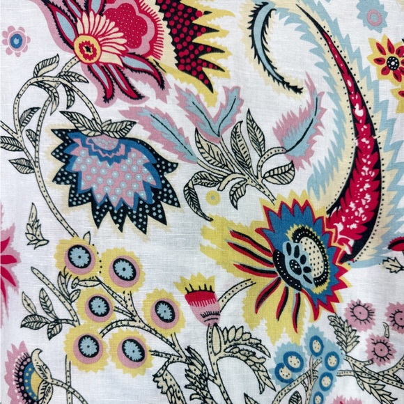 Hester & Orchard Floral Linen Blend Blouse - Picture 5 of 8